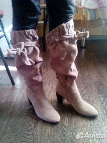 Новые женские сапоги