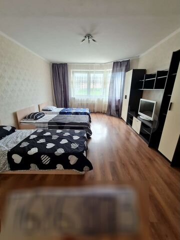 2-к. квартира, 56 м², 3/17 эт.