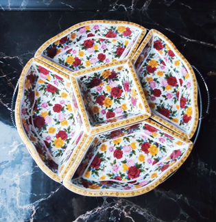 Менажница блюдо для сервировки фарфор