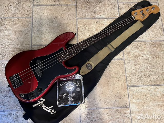Бас гитара Fender Precision Bass 1993 Gotoh, EMG