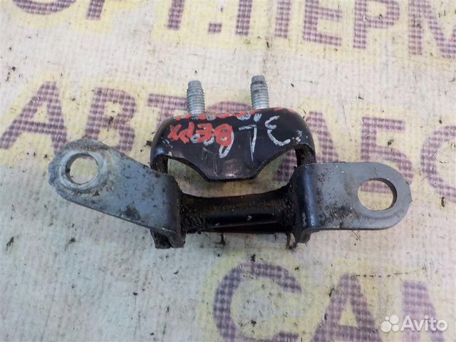 Петля двери задней левой верхняя Toyota Land Crui