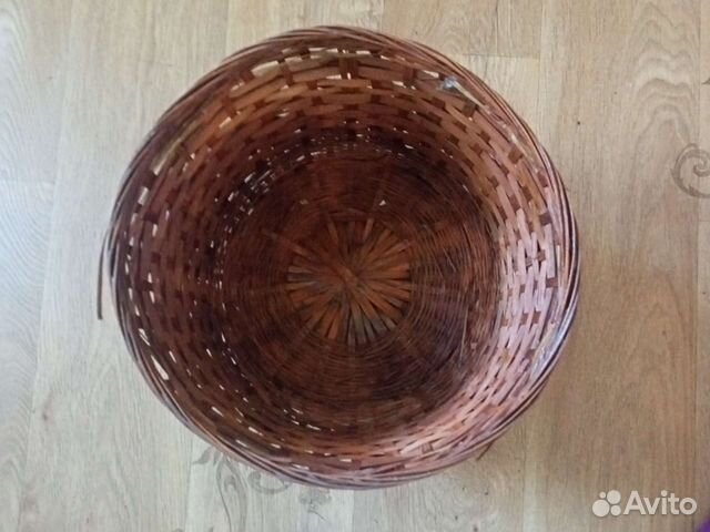 Корзина плетеная