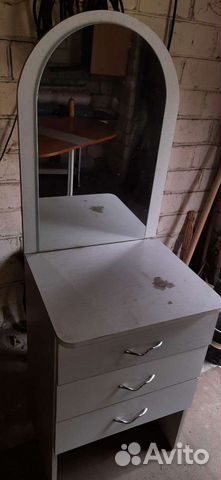 Тумба с зеркалом