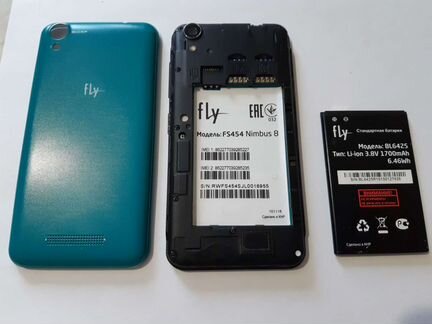 Смартфон Fly FS454