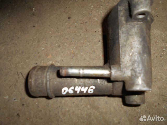 Корпус термостата W124 M602 A6012031331