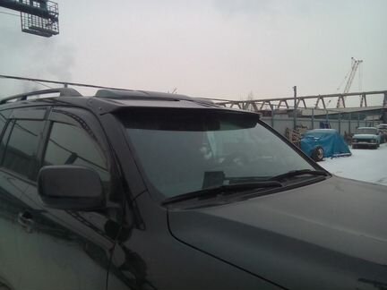Козырек над лобовым Toyota Land Cruiser 200