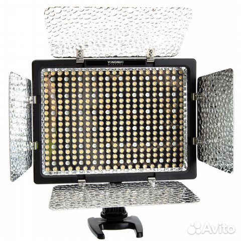 Осветитель светодиодный Yongnuo YN-300 IV LED 3200