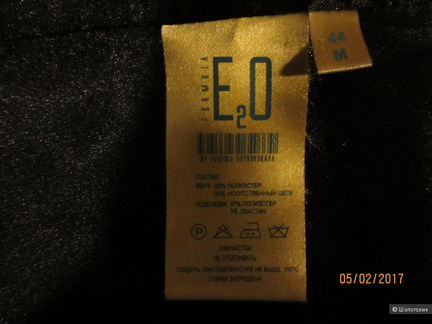 Платье футляр 44 р