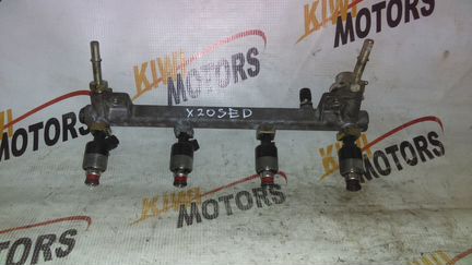 Топливная рампа с форсунками для Дэу Леганза Реззо