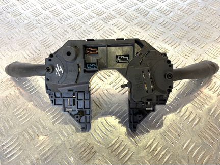 Переключатель подрулевой Citroen C4 II 1.6 Л