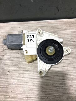 Мотор стеклоподъемника задний правый Mercedes-Benz