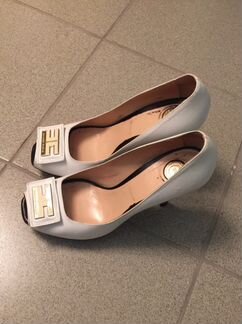 Красивые кожаные туфельки Elisabetta Franchi