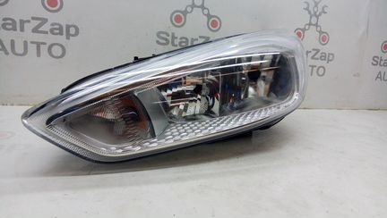 Фара левая Ford Focus III