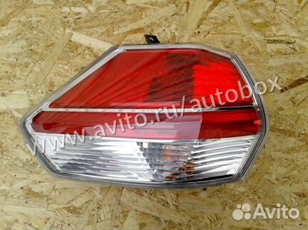 Фонарь задний Nissan X Trail T32