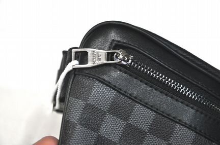 Поясная сумка / Louis Vuitton / новая