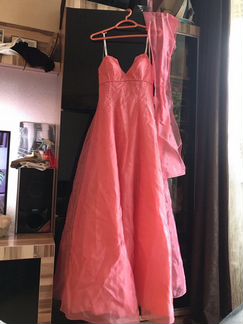 Вечернее платье