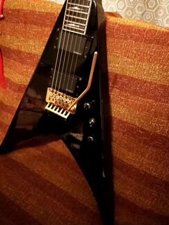 ESP LTD V-350 FR электрогитара стрела