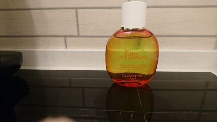 Фруктовая вода Clarins