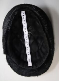 Шапка-кепка из меха нерпы