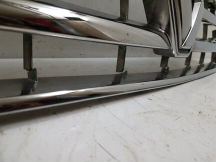 Решетка радиатора Renault Duster