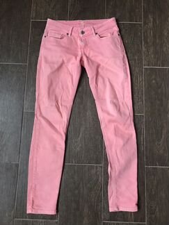 Джинсы Hugo Boss