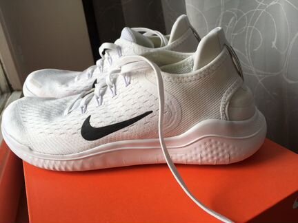 Кроссовки nike мужские белые