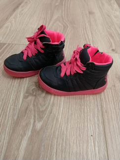 Демисезонные ботинки для девочки Gucci