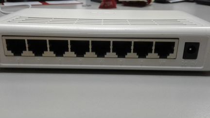 Коммутатор asus GX-D1081