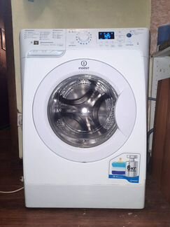 Стиральная машина indesit