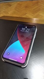 Телефон iPhone 11 128 GB