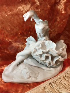 «Умирающий лебедь» балерина Уланова. Фарфоровая ст