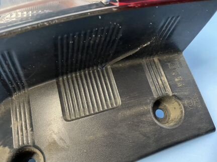 Renault kaptur правый фонарь