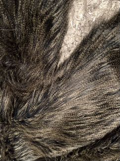 Пиджак из эко-меха