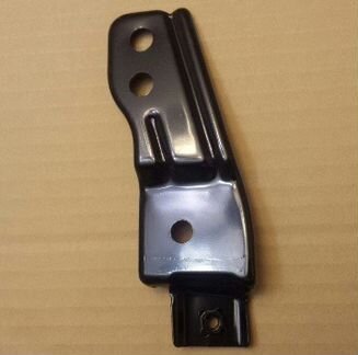 Кронштейн крыла Митсубиси Лансер 10