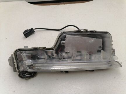 Дневной ходовой огонь передний правый Volvo S60 2