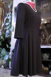 Маленькое черное платье