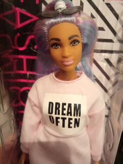 Barbie Fashionistas N 136