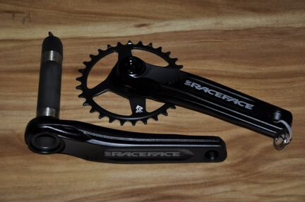 Система Race Face Aeffect 170 30t 83 новая
