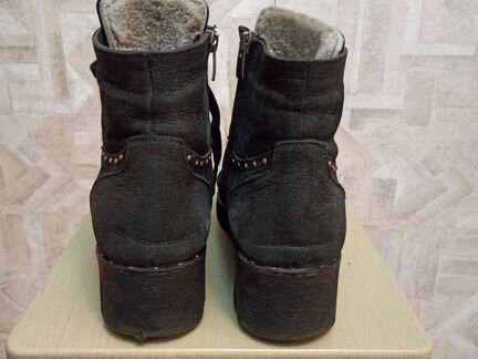 Зимние женские ботинки нубук