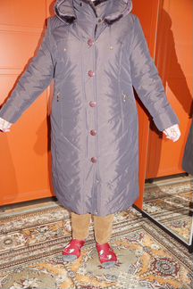 Женское зимнее пальто 54 размер