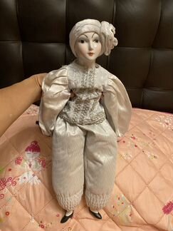 Кукла фарфоровая Швеция 50 см