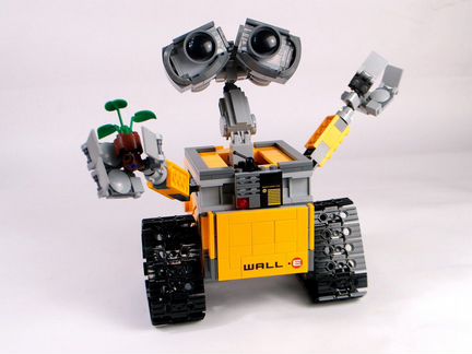 Валли wall-e конструктор новый 687 деталей
