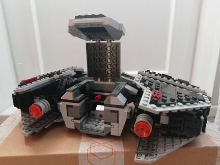 Lego Star Wars Ситхский перехватчик класса 