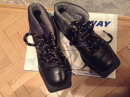 Лыжные ботинки Nordik