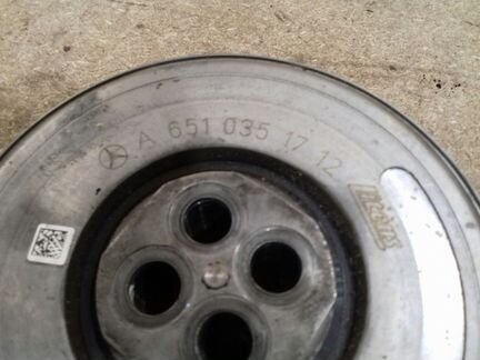 Шкив коленвала Мерседес A6510351712 на 651 мотор