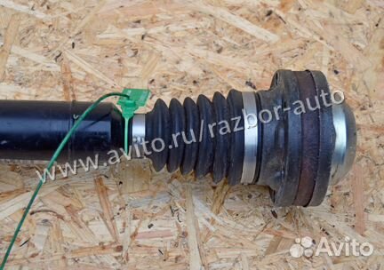 Привод передний правый Volkswagen Passat CC 2008+