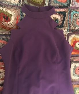 Платье-футляр