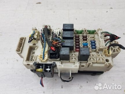 Блок предохранителей салонный Mitsubishi Galant 8