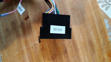 Провода для магнитолы isudar для Рено logan2