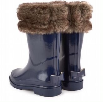 Резиновые сапоги